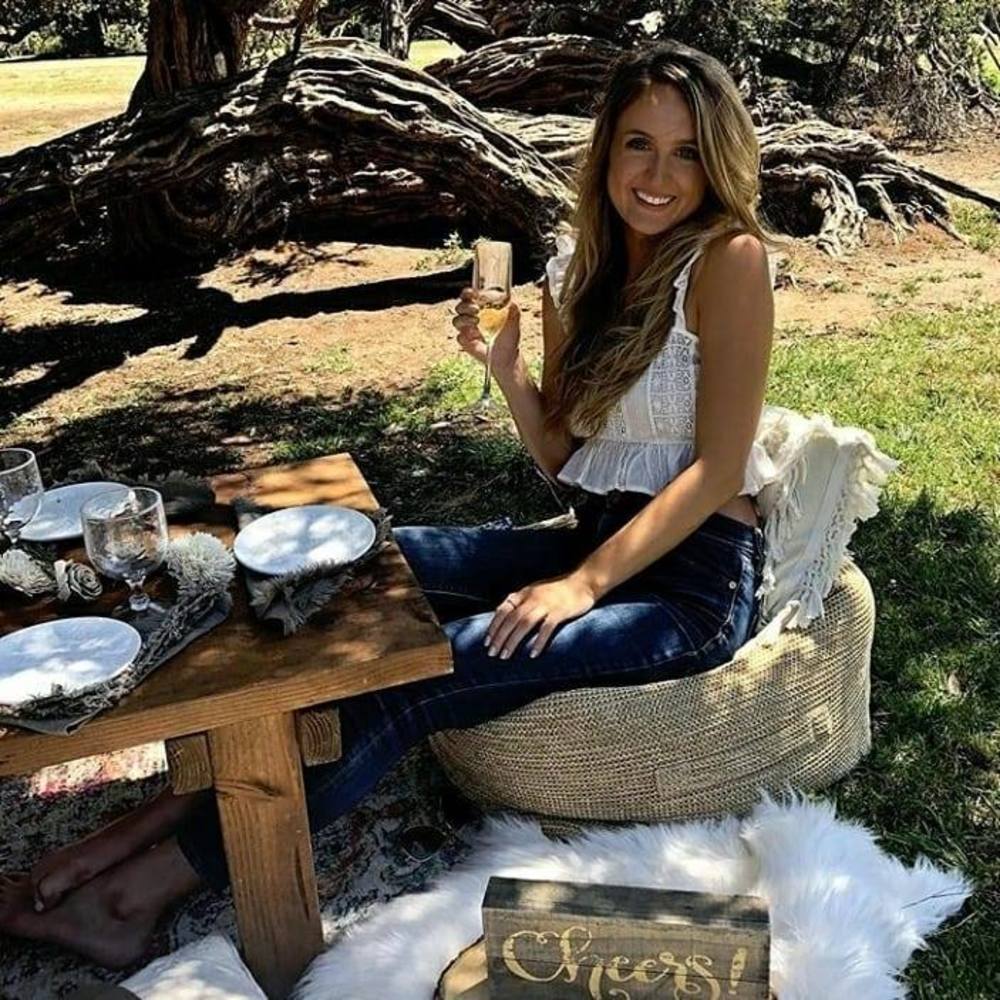 Meet your Posher, Lindy